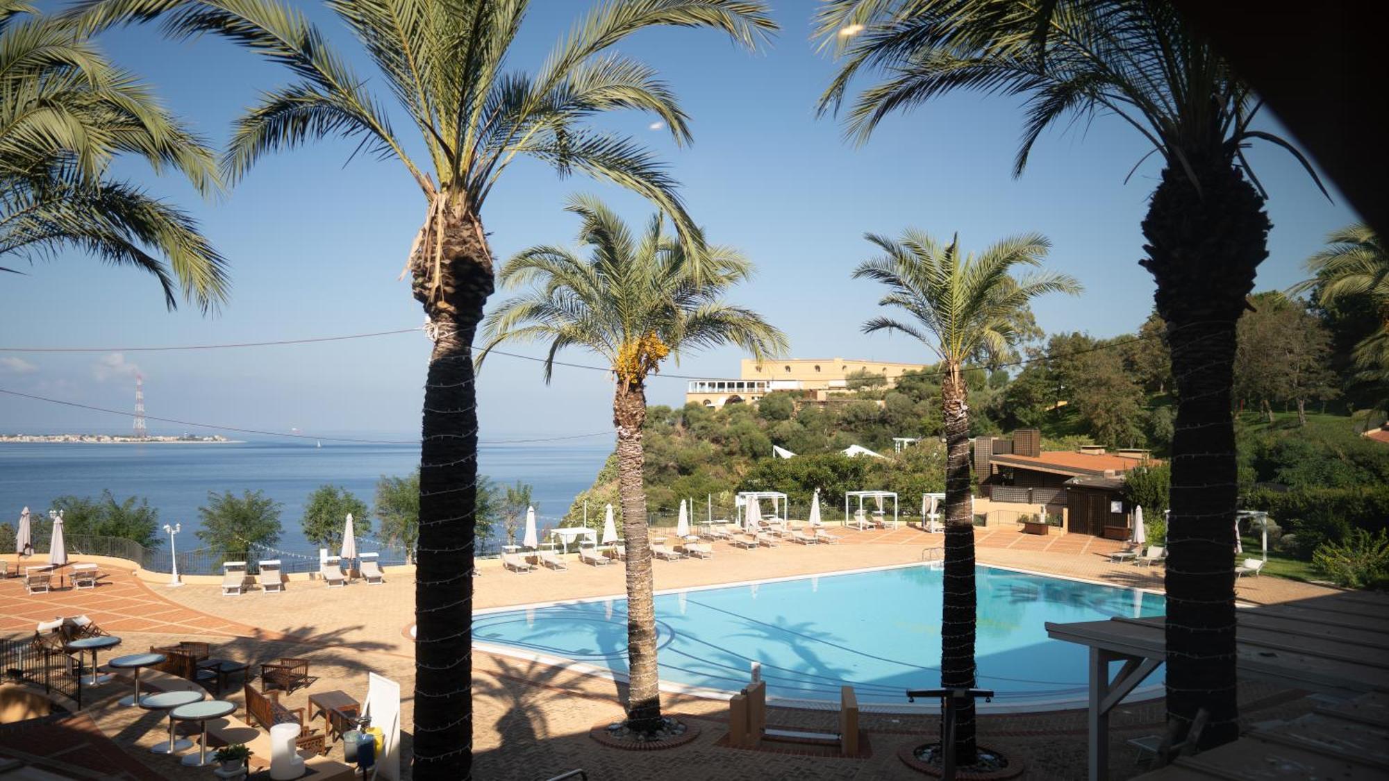 Altafiumara Resort & Spa Villa San Giovanni Exterior photo