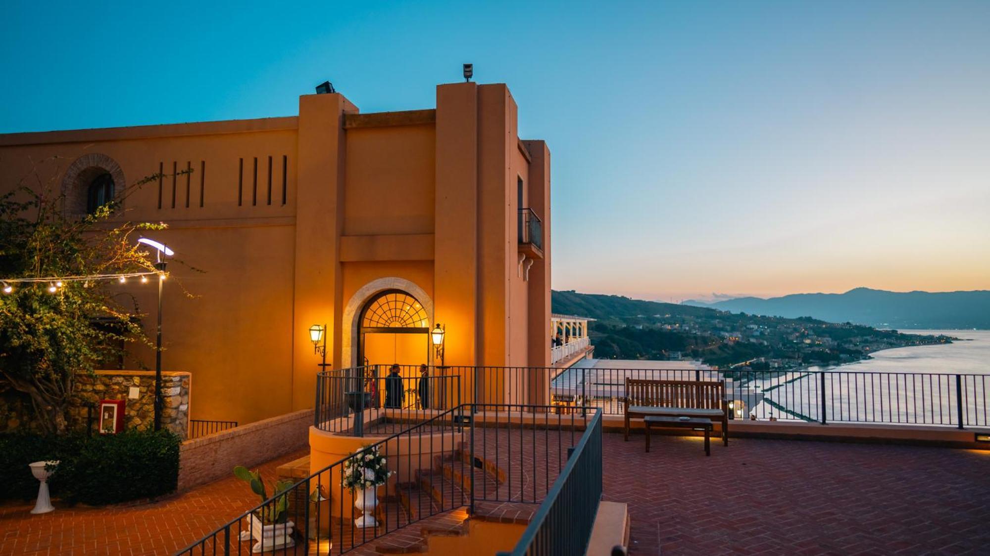 Altafiumara Resort & Spa Villa San Giovanni Exterior photo